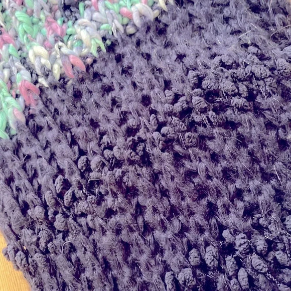 Scarf - Picture 9 of 13